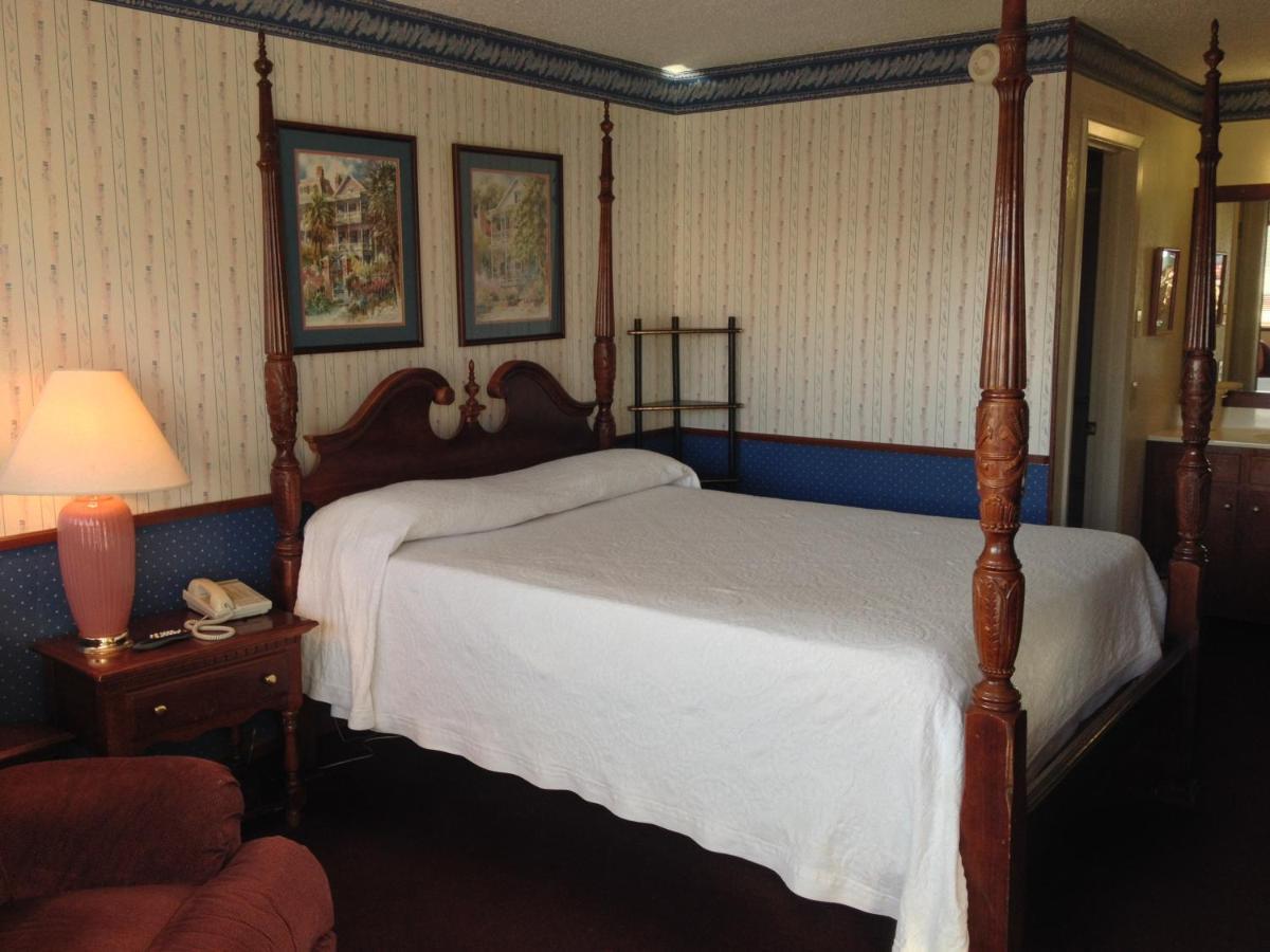 Warrick Plaza Inn Plainview Szoba fotó
