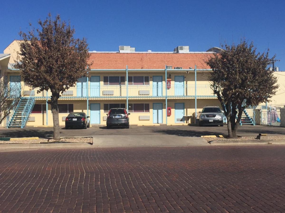 Warrick Plaza Inn Plainview Kültér fotó